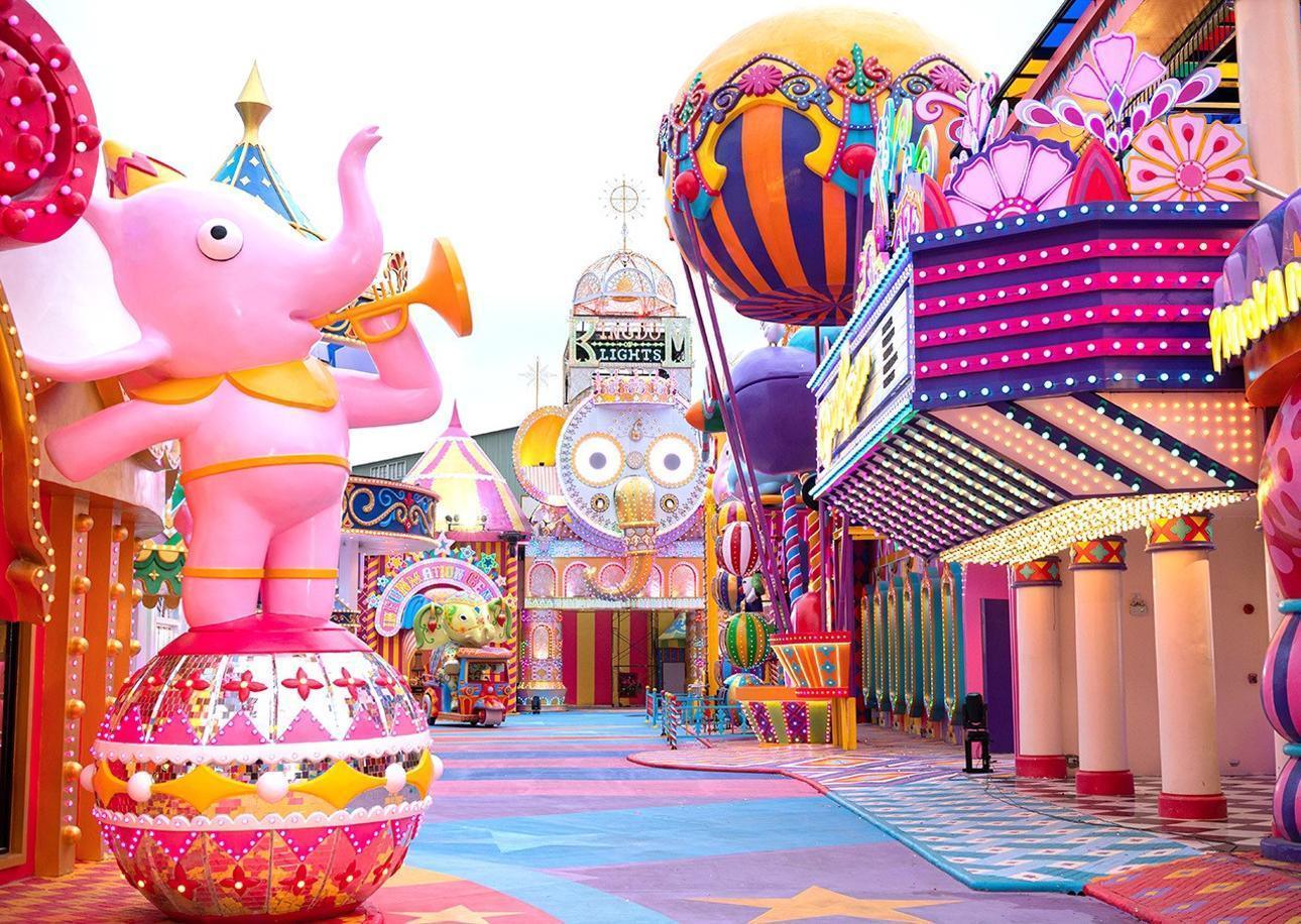 Inspired by global carnivals