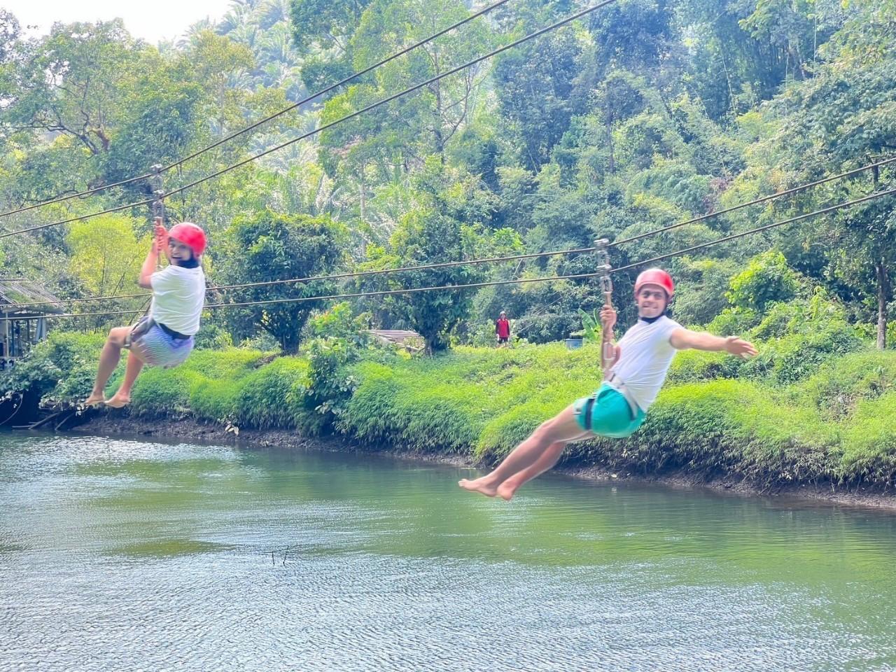 Flying fox زيبلاين بوكيت