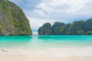 Phi Phi Island by Catamaran (Andaman Surprise)