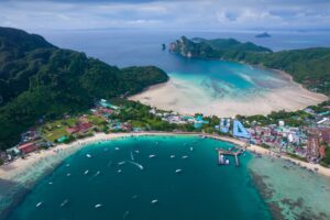 Phi Phi Island by Catamaran (Andaman Surprise)